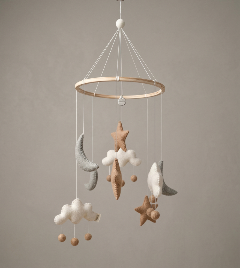 Sky uro til børneværelset